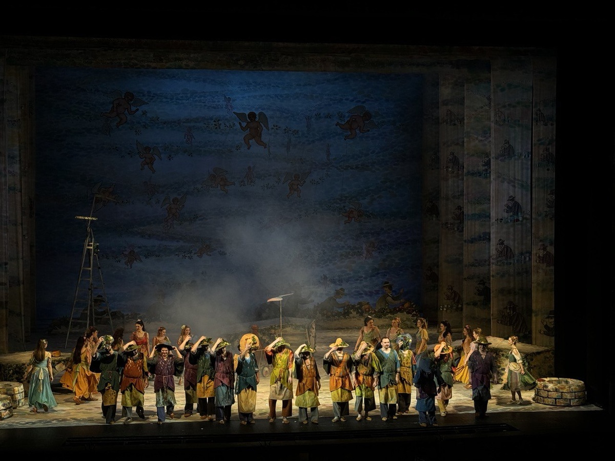 Артисты хора.