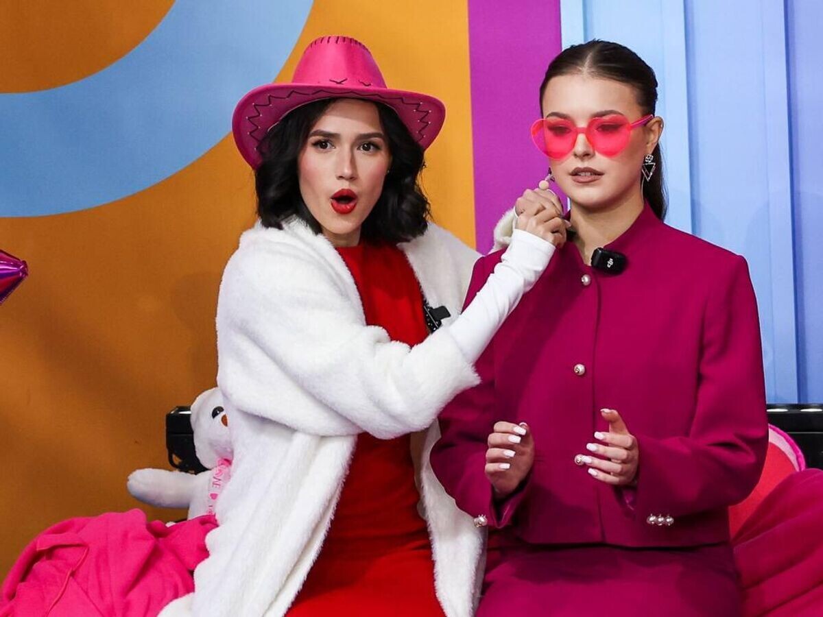    Алина Загитова и Анна Щербакова© Фото : Figurist.ru