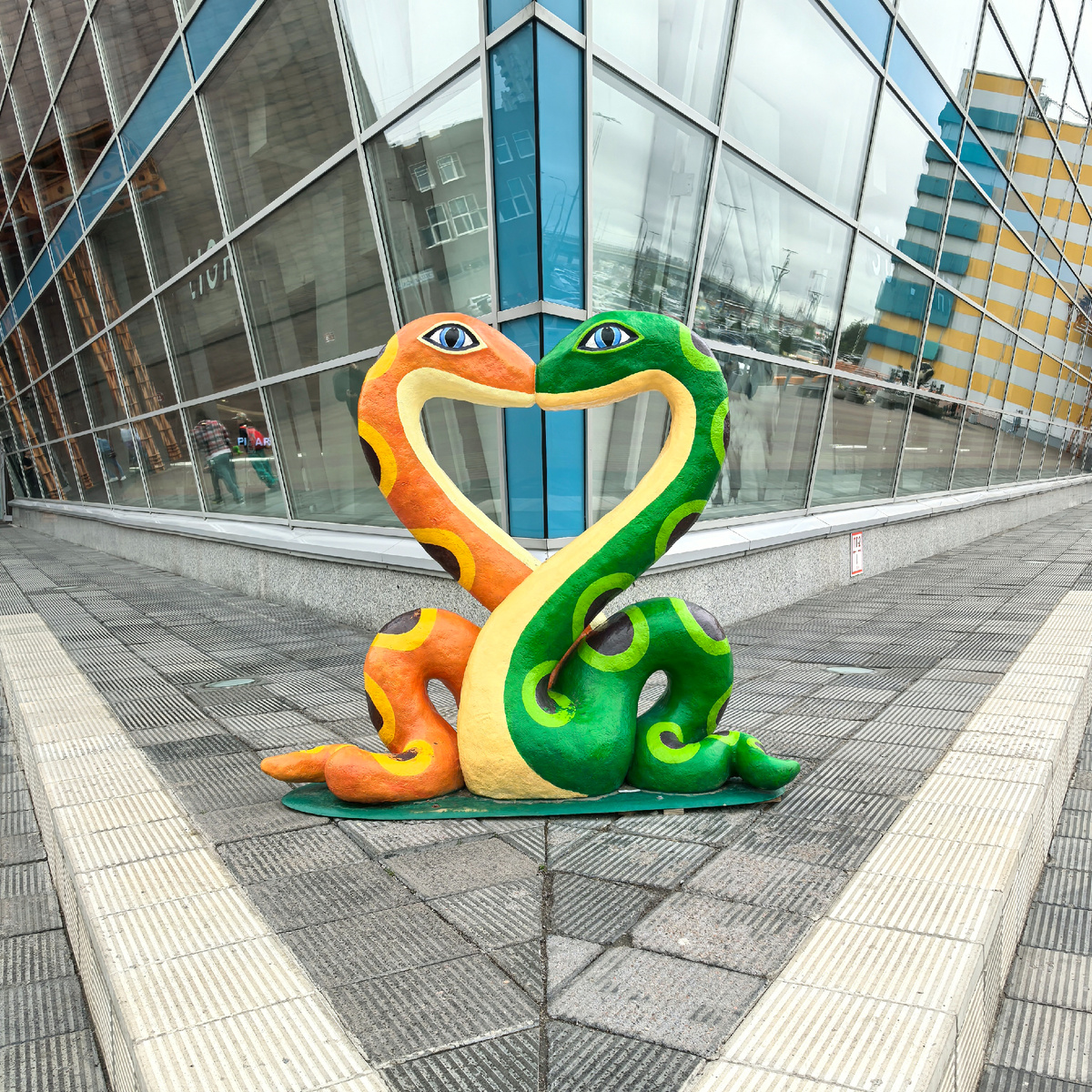 Семья одна, фамилии разные