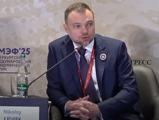 Глава комитета по проблемам защиты традиционных ценностей научно-экспертного совета при Совбезе РФ Николай Лишин ♦ Годный ценностный фундамент, продолжил Николай Лишин, объединяет «людей разного сословия и имущественного ценза», что и делает страну единой. А если кто-то посмеет нравственные ценности забирать, то по аналогии с кражей материального добра он должен быть объявлен вором. «Я считал, что много детей — это хорошо, мне показали по телевизору, что не очень,— у меня украли ценность,— объяснил эксперт.— Я должен позвонить и сказать: “Эти люди крадут у меня духовно-нравственную ценность, значит, их надо изолировать от общества”» ♦ https://www.kommersant.ru/doc/7808149?fb&fbclid=IwY2xjawLCAulleHRuA2FlbQIxMQBicmlkETB0WmdZQTM4V3VUUFBsc3RmAR56fEKaplhIkKurSyjt4Xi7T9dfdfMNclpEXz_YpN2GMa5gK_PyUx7D1HrkNw_aem_V8OWfVziYcjOsrNPIva7Bg ♦ https://www.facebook.com/kommersant.ru/posts/pfbid02eb64D19xE6kpyDBeZmfEh1NVQffDaG52aKhKjeepAEvE5ZDsGvDiSeoNr5ZSNY4il