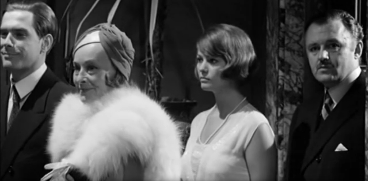 Съёмочная группа фильма "Равнодушные" во главе с режиссёром Фраческо Мазелли показала зрителям, к чему приводят безволие и безразличие. В кадре слева направо: Томас Милиан, Полетт Годдар, Клаудиа Кардинале и Род Стайгер