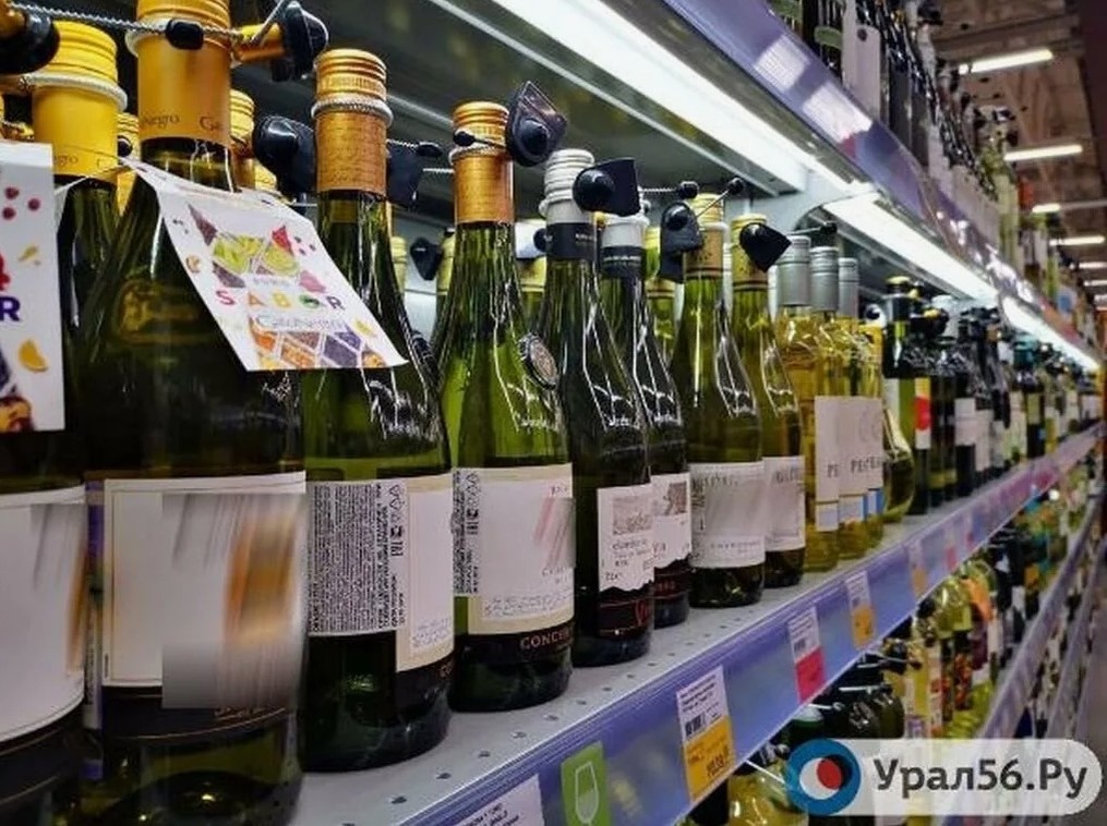    В Орске вынесли приговор 55-летней женщине-бармену, которая продавала алкоголь без лицензии