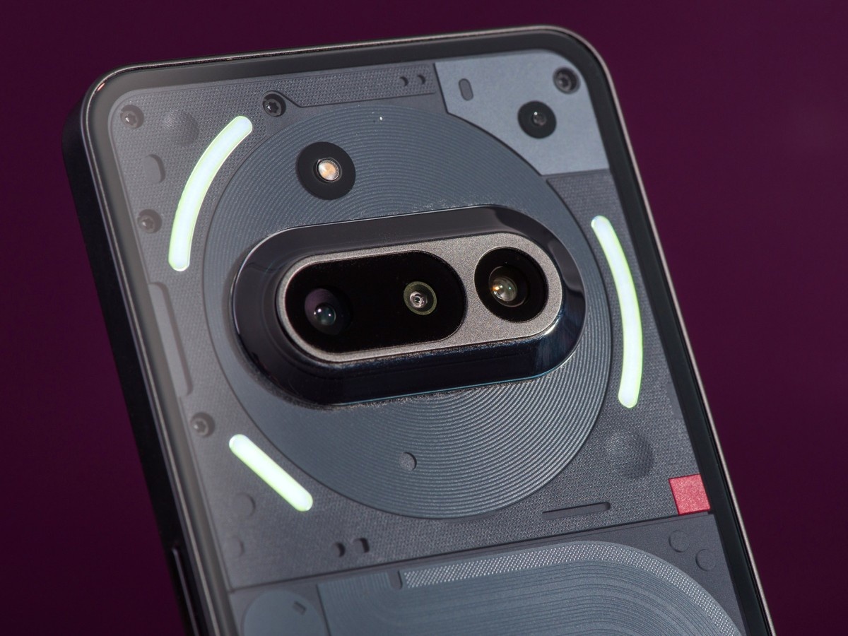    Обзор Nothing Phone (3a): не для всех, зато с характером