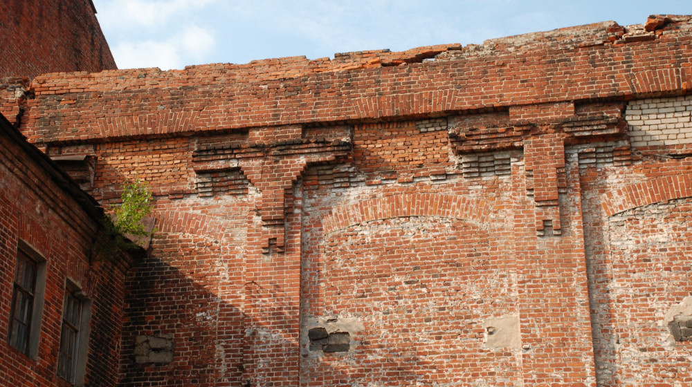    Мценск: дом, который выглядит как пузан