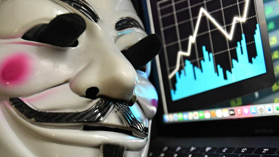 Получив доступ к базам, злоумышленники шифруют информацию, а потом требуют выкуп за расшифровку.📷Фото: Ирина Бужор / Коммерсантъ