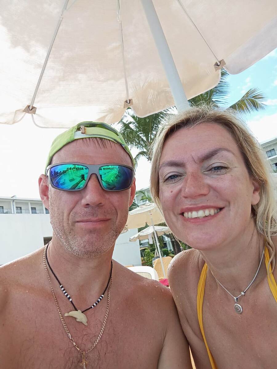 Другие шлют нам фото, как им хорошо! Нехорошие люди🤣