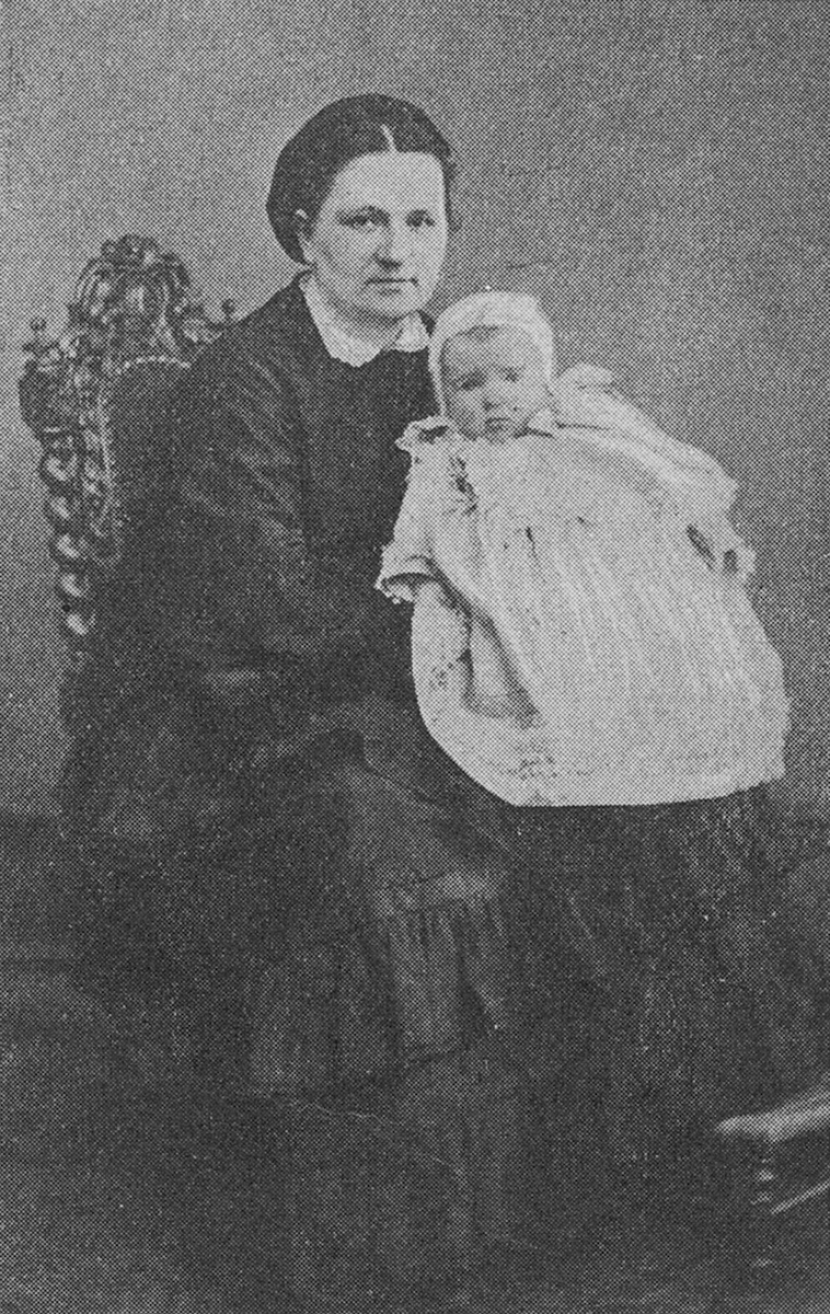 Полинетта Тургенева-Брюэр с дочерью Жанной. Фото публикуется впервые