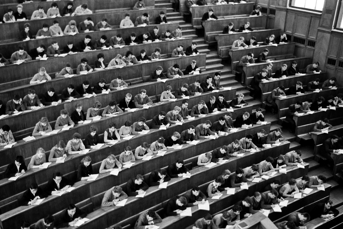 Советская система образования создала миллионы критически мыслящих специалистов