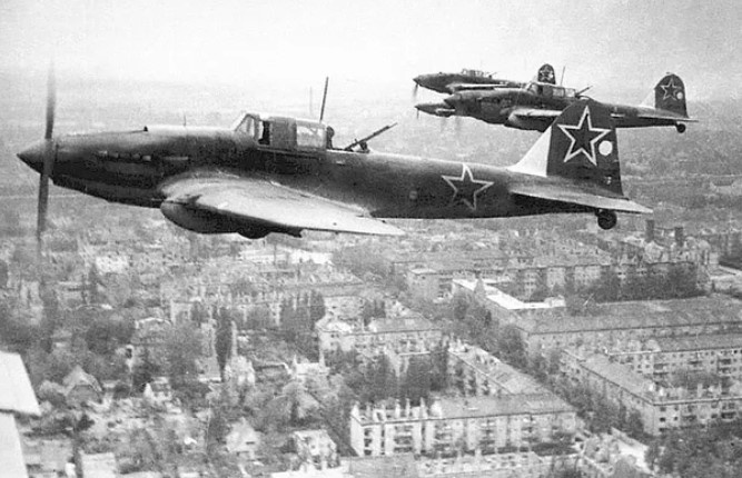 Ил-2 (techinsider.ru)