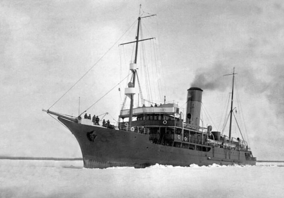 Фото из интернета: ледорез "Фёдор Литке".