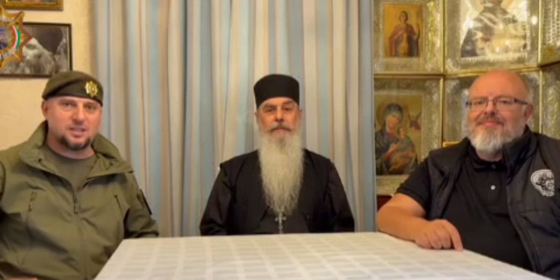 И почему я не верю в искренность этой встречи?.