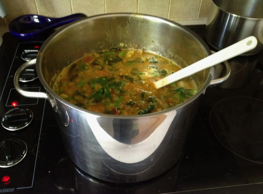 Приготовление супа. Источник фото accesos.mwfc.com.uy