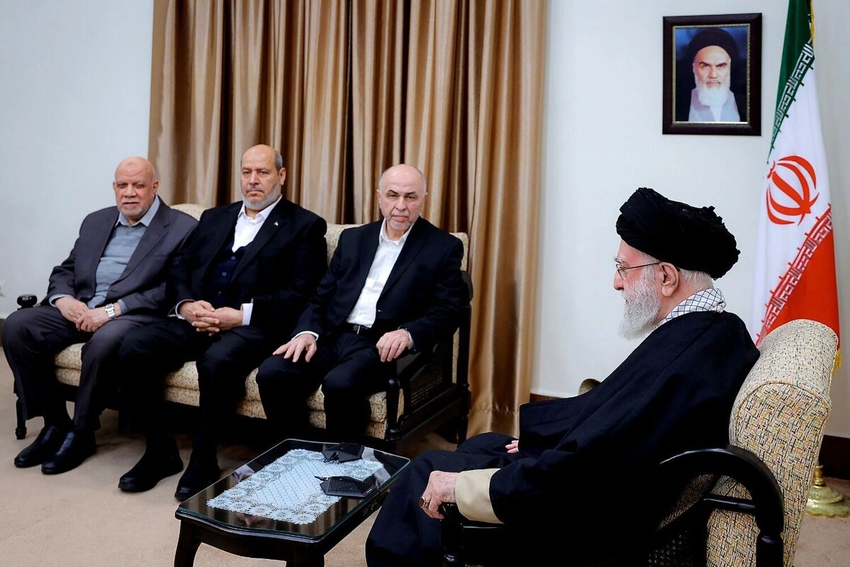 Верховный лидер Ирана аятолла Али Хаменеи встретился с делегацией ХАМАС в Тегеране. Фото: ТАСС/SalamPix/ABACA