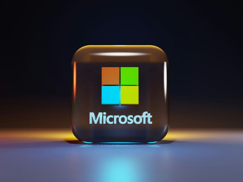    СМИ: Microsoft планирует сократить тысячи сотрудников из-за ИИ