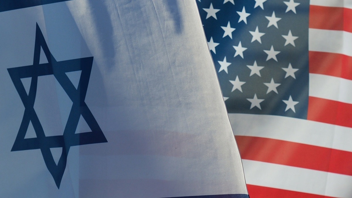 Фото: https://tvzvezda.ru/ (https://mcdn2.tvzvezda.ru/storage/news_other_images/2025/06/15/50f6b697859c4ed48c87bc718c9543eb.jpg)