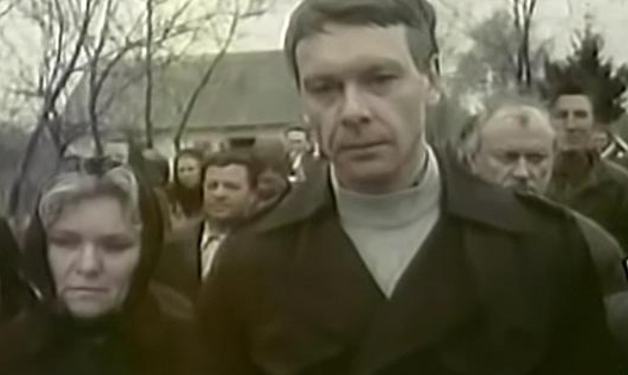 Он выбирал между болезненной женой и пожилой мамой. Одна из них не дожила