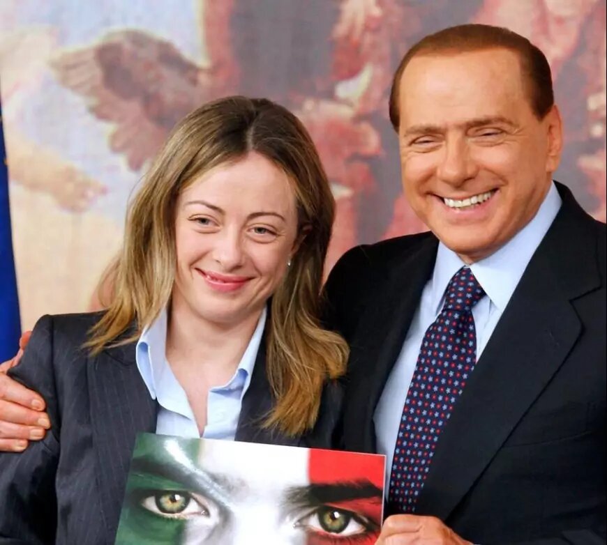 Джорджа Мелони со своим наставником Силвио Берлускони