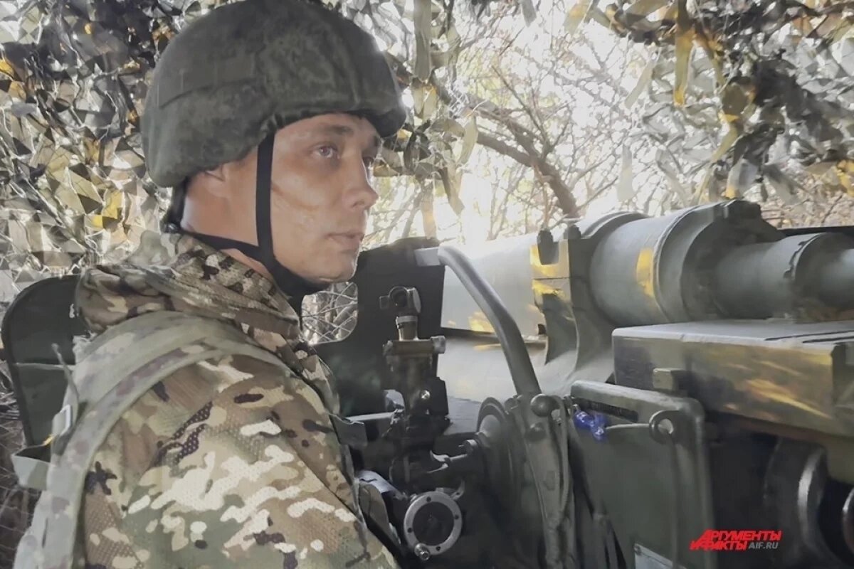    «Артиллерия — бог войны», — было принято говорить раньше. Сейчас артиллеристов с пьедестала сместили операторы БПЛА, но роль «арты» в войне меньше не стала.