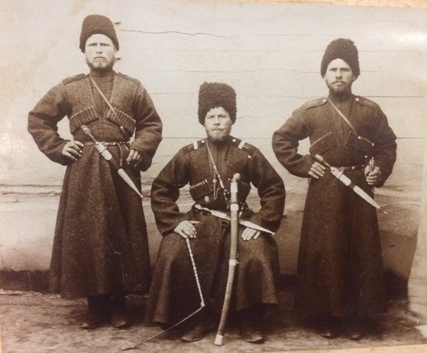 Кавказский казачий полк.