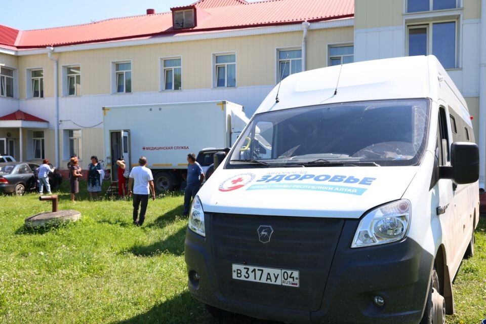    Автопоезд "Здоровье" в Шебалинском районе Республики Алтай. Источник: altai-republic.ru