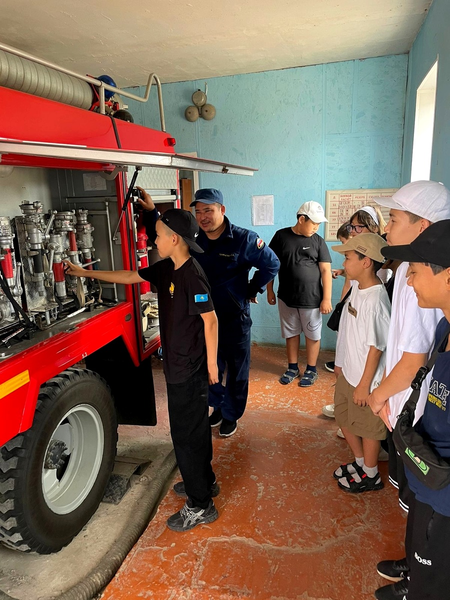 Экскурсия в пожарную часть №12