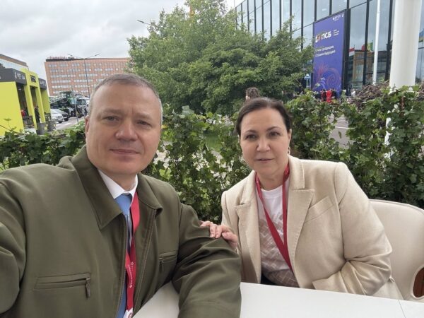 Михаил Гончаров, сооснователь «Теремка» и Татьяна Илюшникова, замминистра экономического развития обсудили креативные индустрии