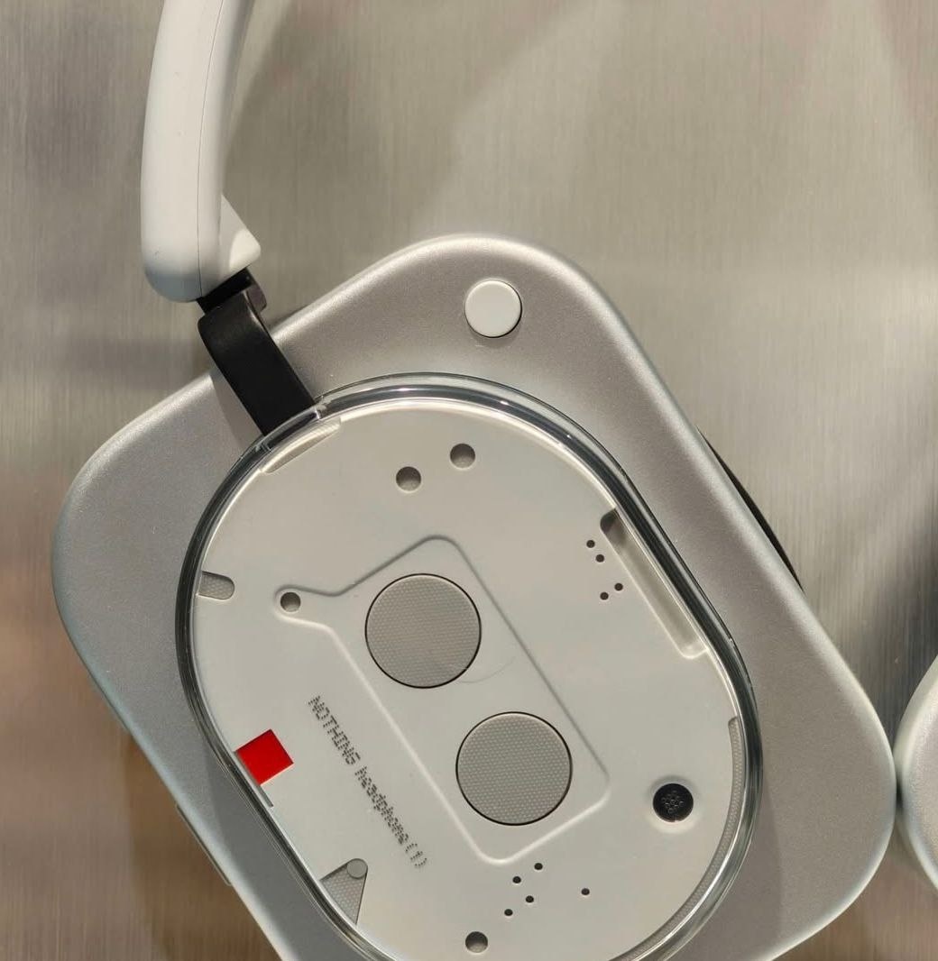    Дизайн наушников Nothing Headphone (1) рассекречен до презентации [ФОТО]