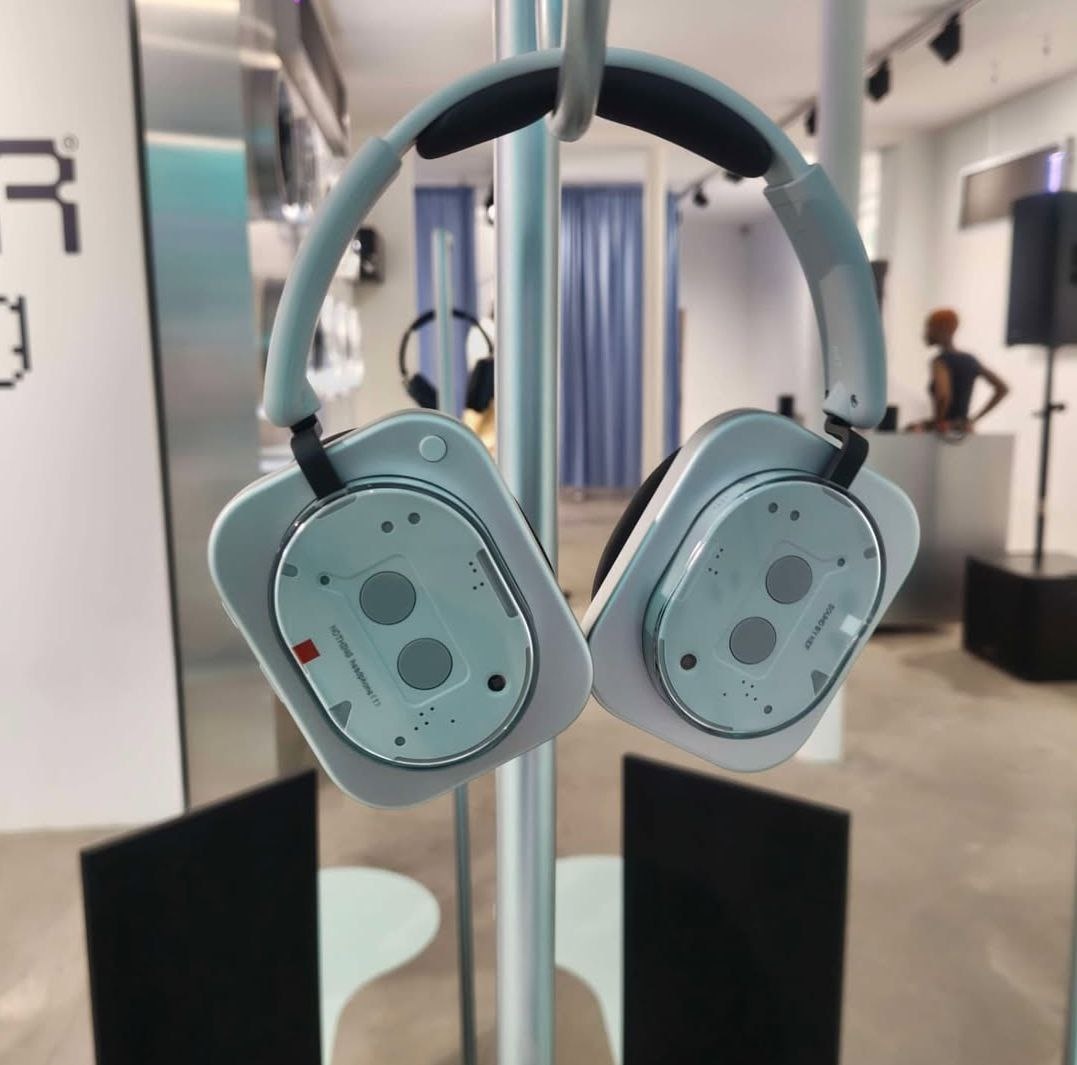    Дизайн наушников Nothing Headphone (1) рассекречен до презентации [ФОТО]