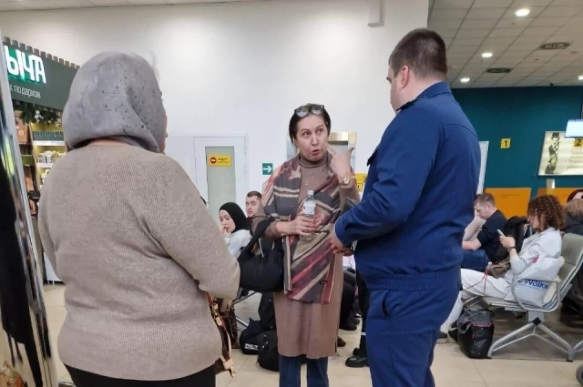    Небо Волгограда снова закрыли для полетов – атаки БпЛА ВСУ продолжаются