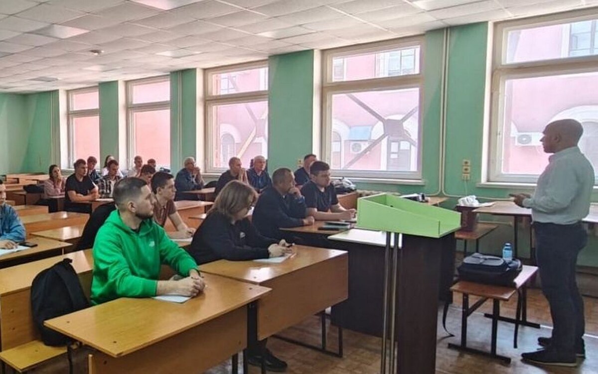    В воронежском вузе обсудили со слушателями тему «Драйверы российской экономики» ВГУИТ