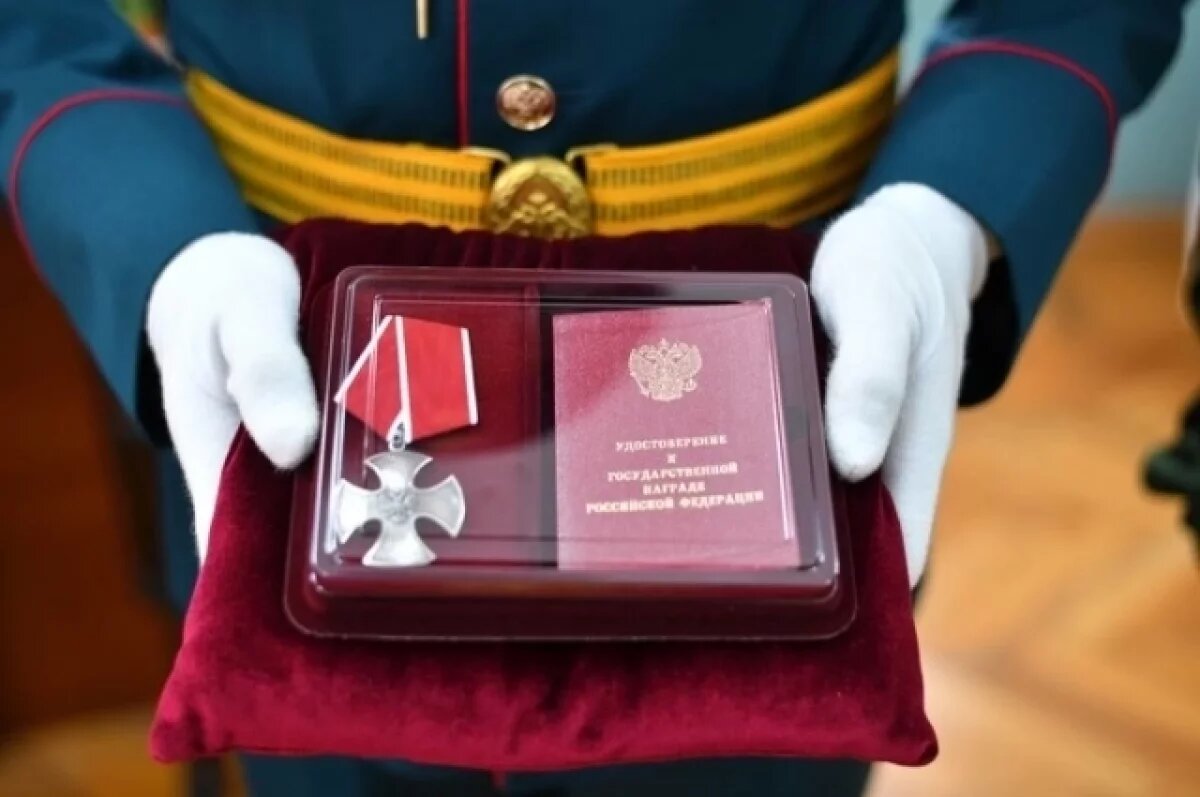    В Майкопе передали госнаграды родственникам военнослужащих СВО