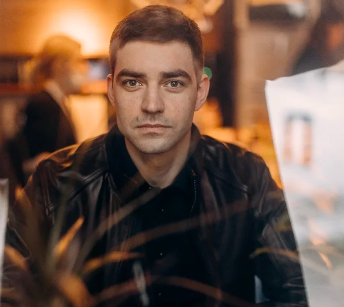 Лев Ефремов