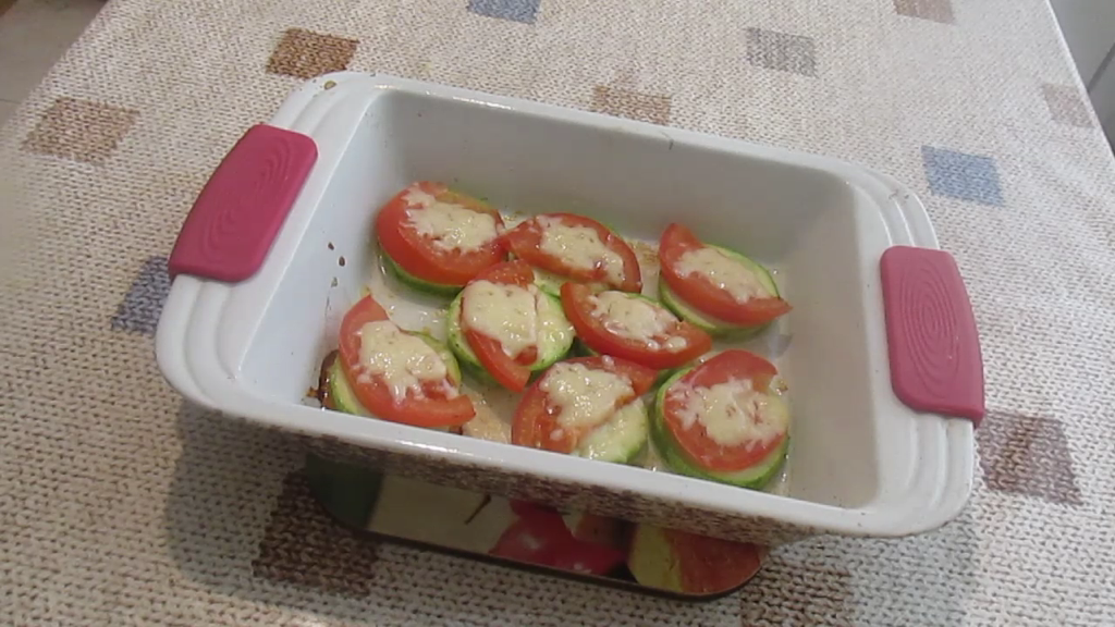 Запечённые кабачки.