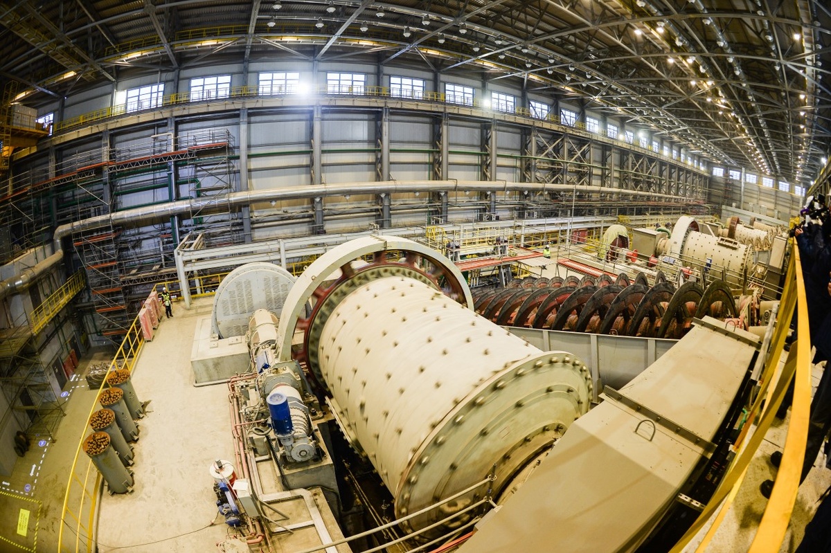     Современное металлургическое производство – это внедрение цифровизации, эффективное использование ресурсов, социальная и экологическая ответственность