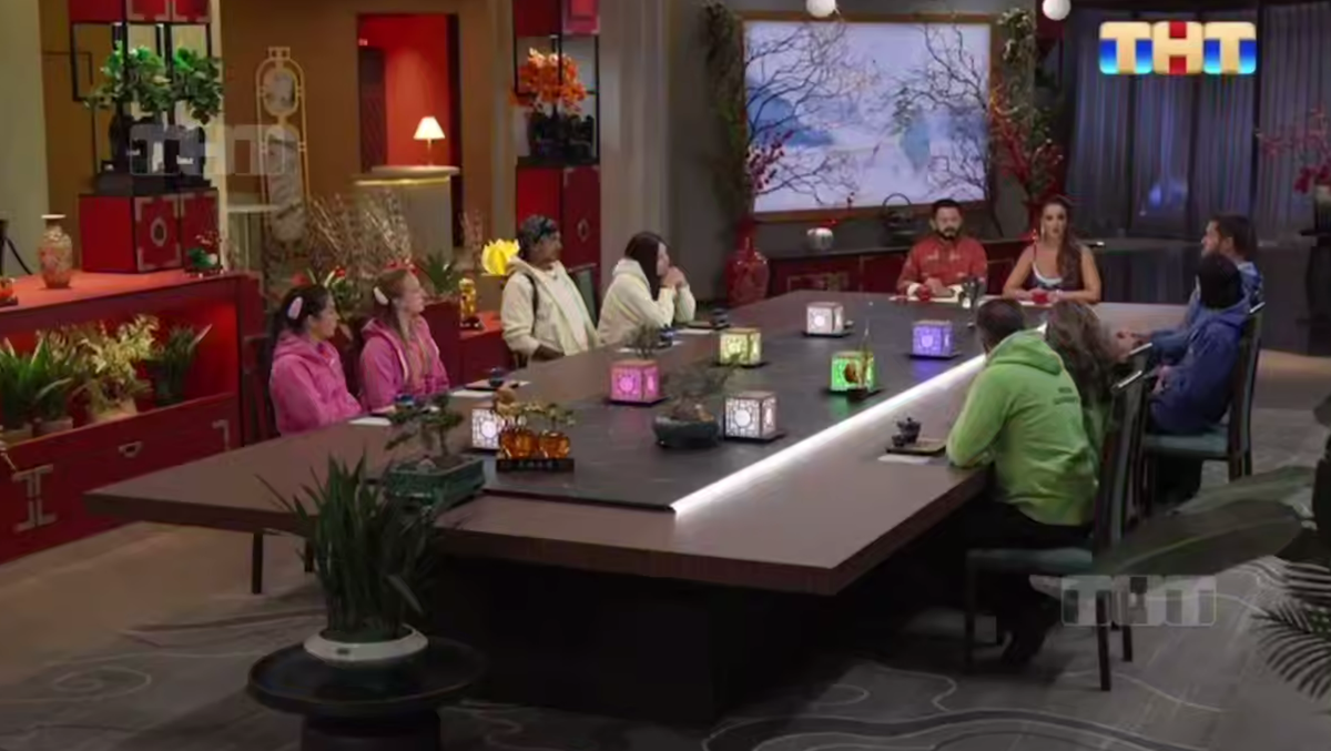 Кадр из шоу "Сокровища императора" 22.06.2025