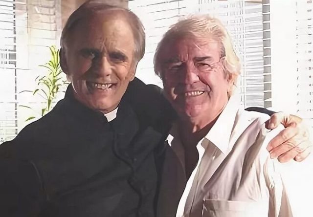    Франциску Куоко и Жука де Оливейра. Кадр со съемок сериала «Клон»