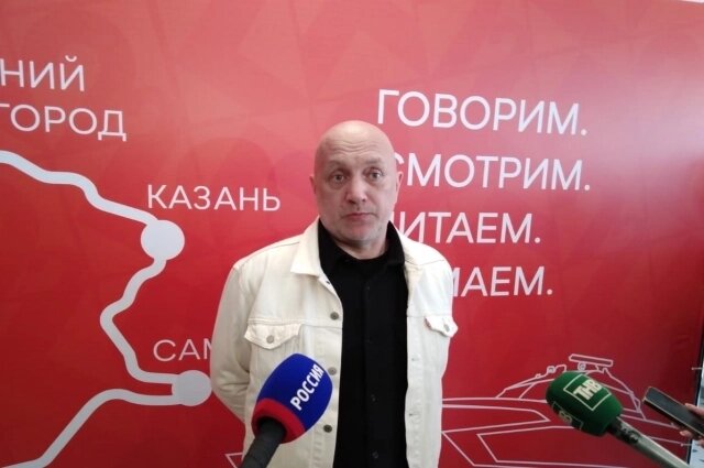    Известный писатель прибыл в столицу Татарстан в составе Культурного десанта 45/25. Фото: АиФ/ Ольга Любимова