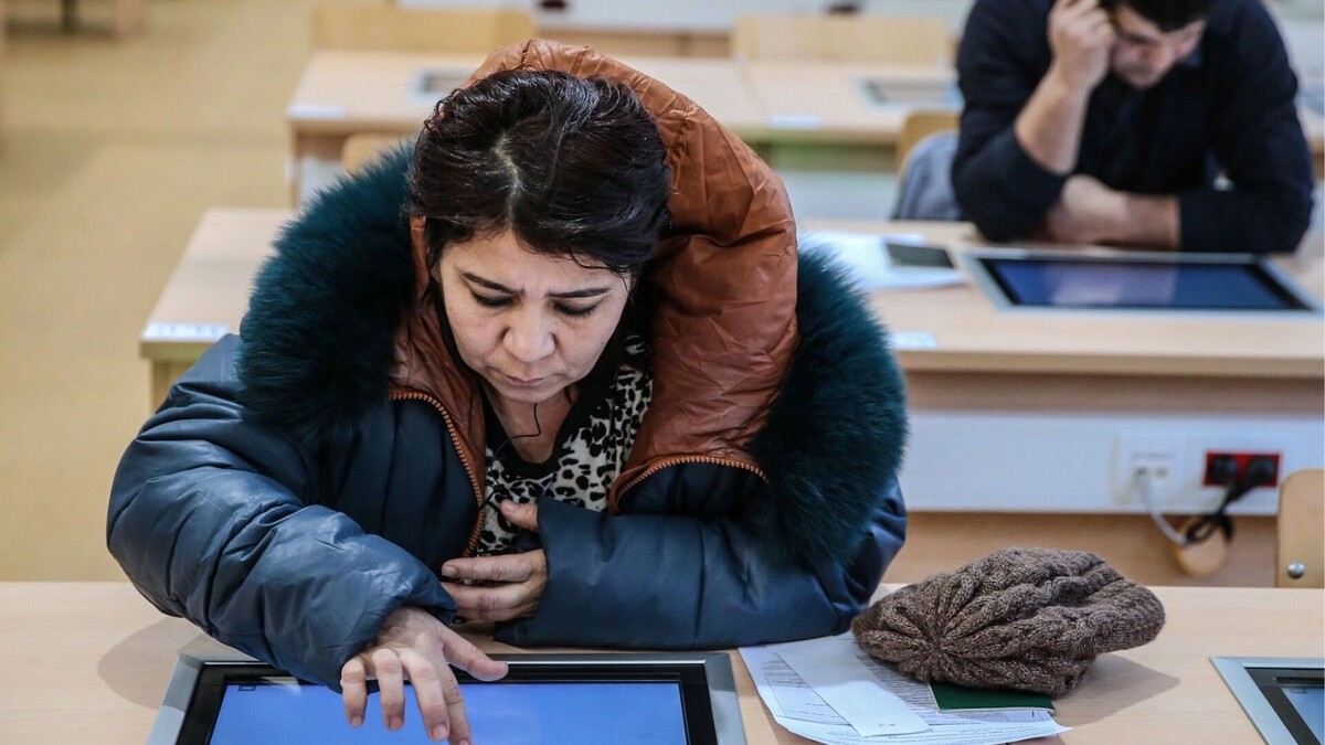 Трудовые мигранты должны знать историю Древней Руси. Источник: Валерий Шарифулин/ТАСС