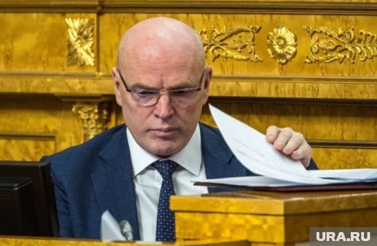 Игоря Петрова нашли мертвым в загородном доме с огнестрельным ранением. Фото: Администрация Ленинградской области, пресс-служба / https://t.me/lenobladminka