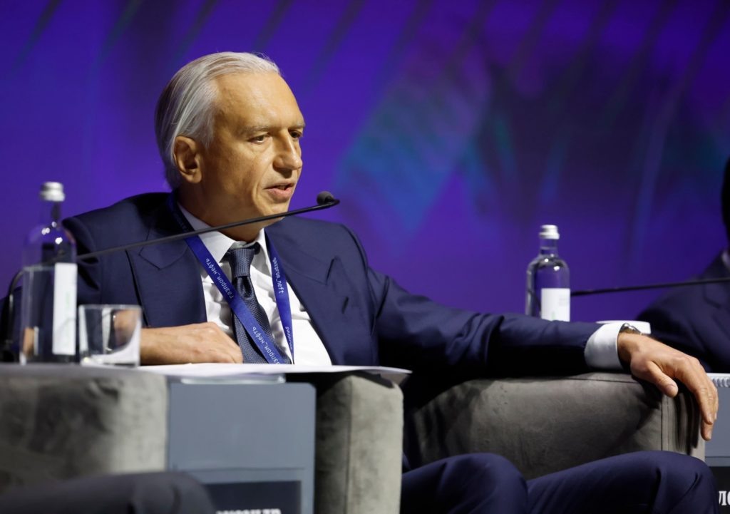    Председатель правления ПАО «Газпром нефть» Александр Дюков. Дмитрий Астахов / РИА Новости