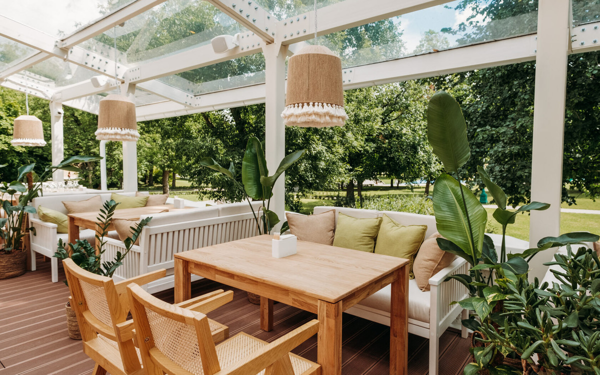 Выполнено декораторами Me Decor