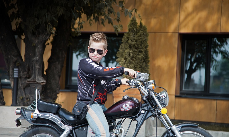 Как в Германии решили проблему с подростками на самокатах и мотоциклах: 