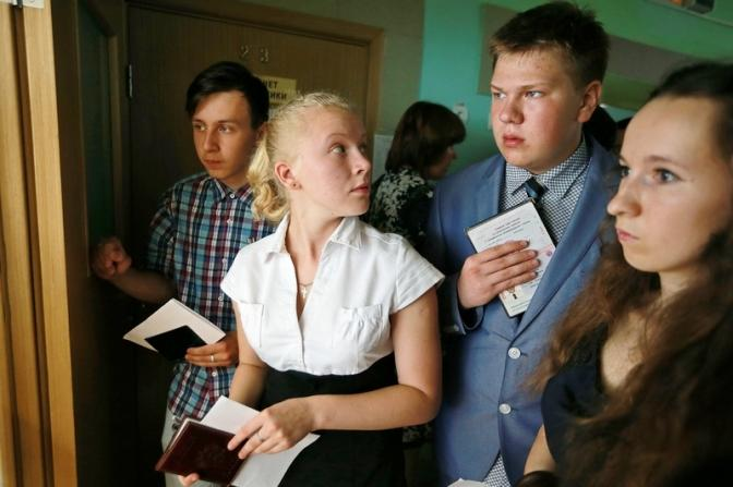 C 1 сентября 2025 получить "вышку" ребятам из провинции станет еще сложнее: Минтруд решил, что умная молодежь России не нужна
