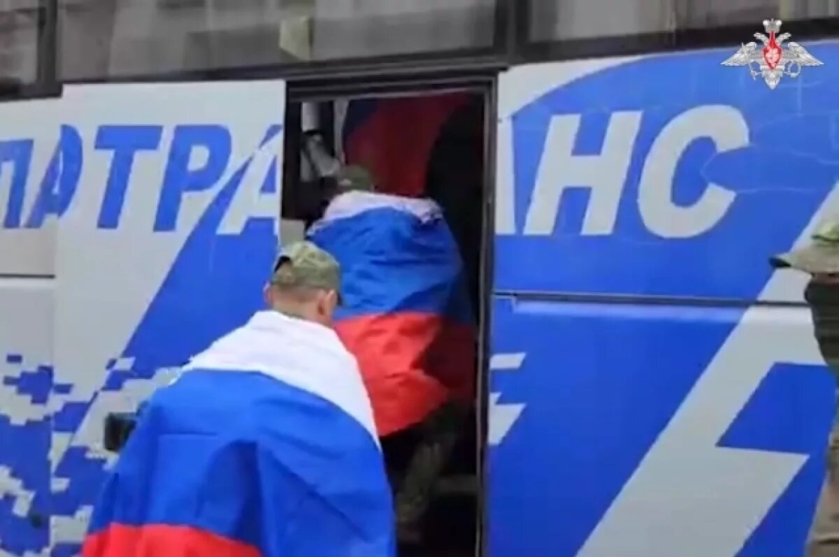    Двое военнослужащих из Иркутской области вернулись из украинского плена