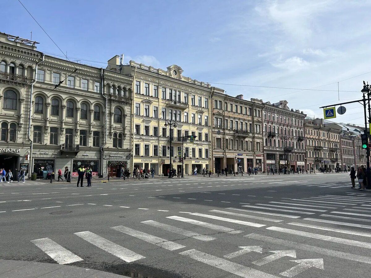    Невский проспект 20 июня. Фото: читательница Мойки78