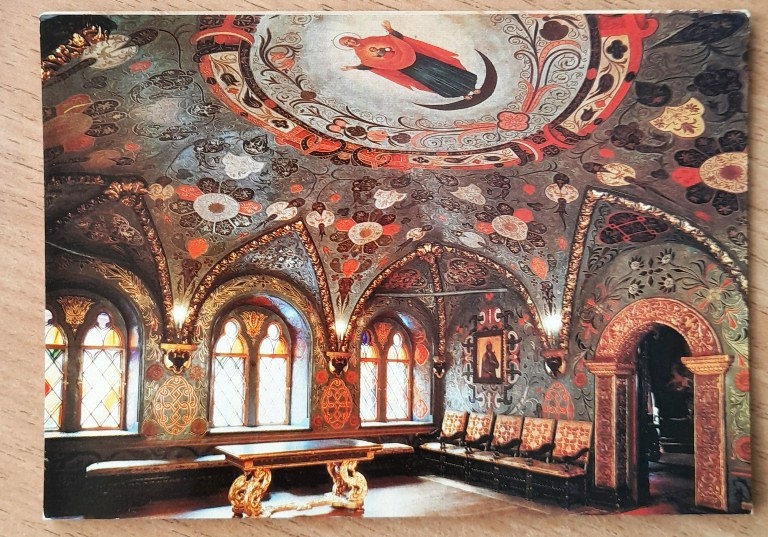 Теремной дворец (ХVII век).Крестовая палата.Фото Е.Германа

