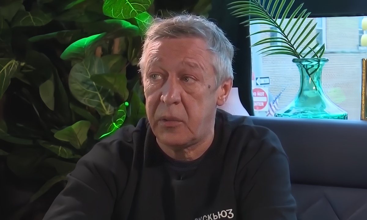 Михаил Ефремов. Фото: YouTube / @RTVItainment