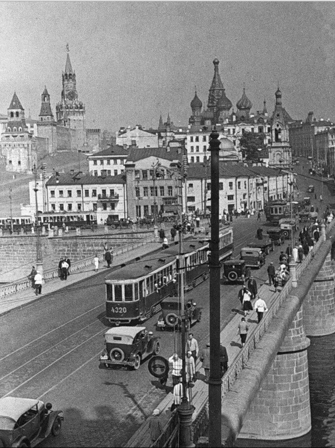 Жизнь советской столицы, Москва 1932 год. фото из ria.ru