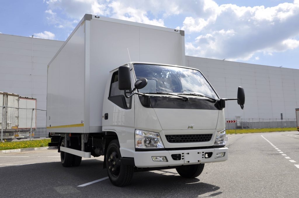 Ambertruck JL, полная масса: 3500 кг начало продаж: январь 2025 г. цена: от 2 890 000 р.
