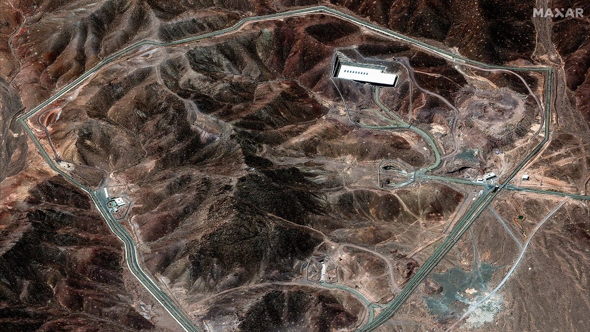   Maxar / Getty Images- авод по обогащению урана «Фордо»